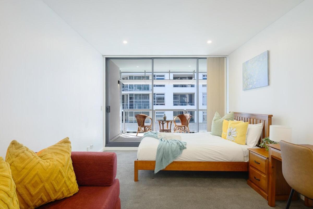 Live On The Iconic Cbd Wharf With Family Sydney