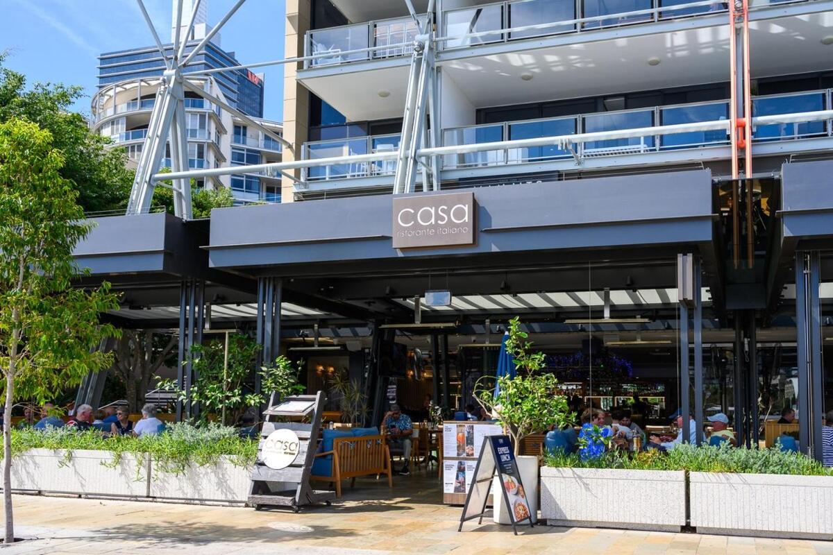 Live On The Iconic Cbd Wharf With Family Apartment Sydney