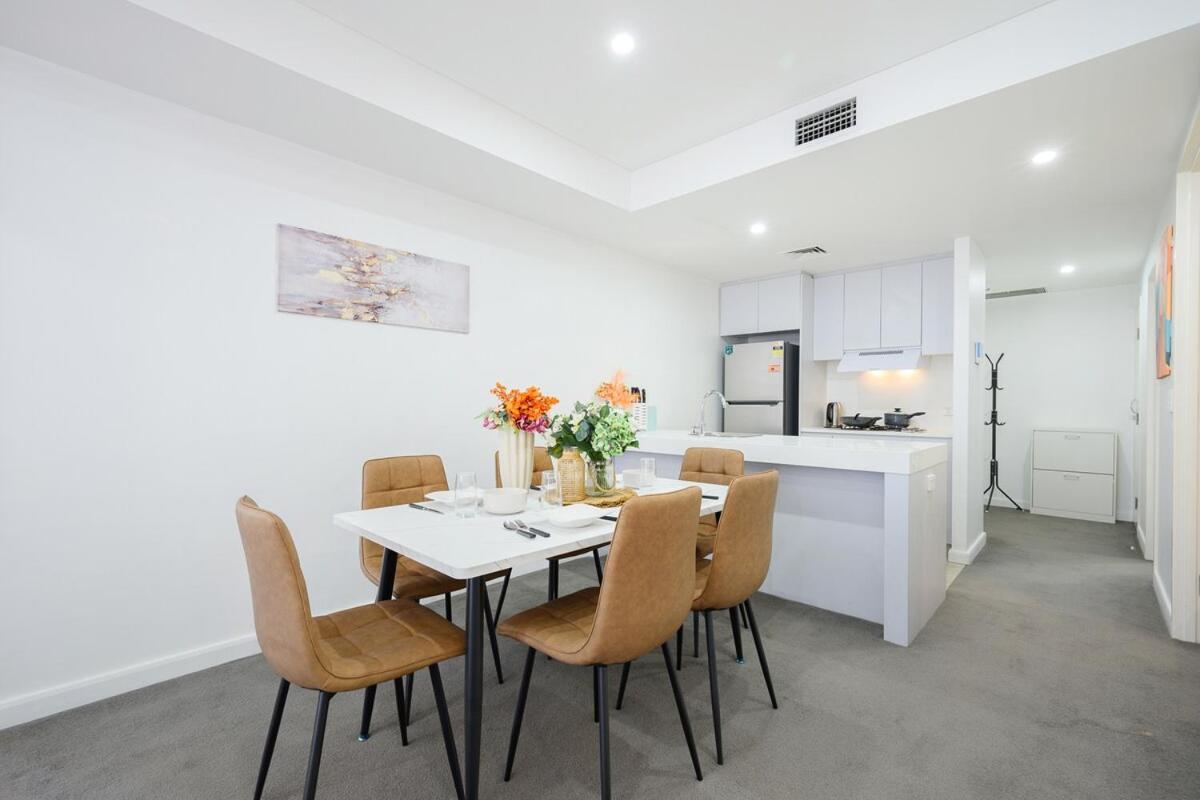 Live On The Iconic Cbd Wharf With Family Apartment Sydney